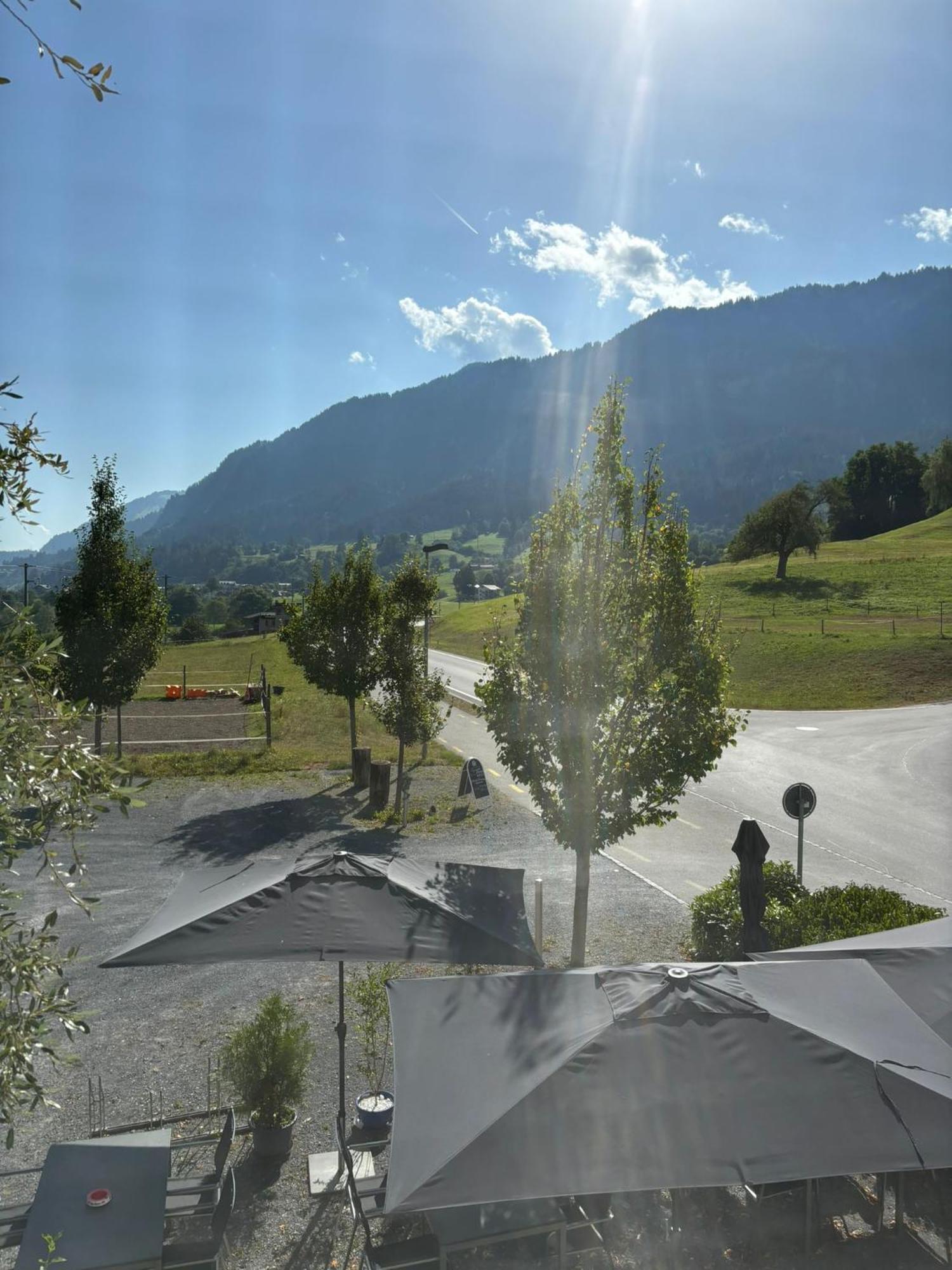 Landgasthof Zum Glenner Ilanz/Glion Exterior foto
